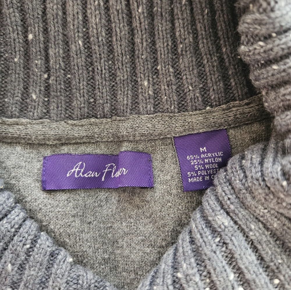 Men's sweater